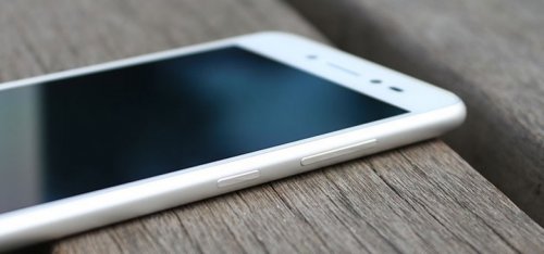 Lenovo представила клон iPhone 6